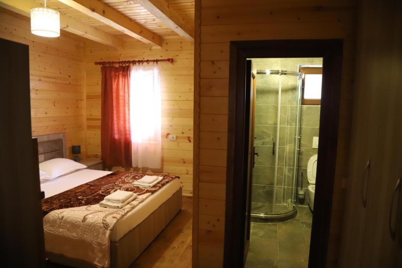 Bujtina Malaj Hotel Valbone Exterior photo